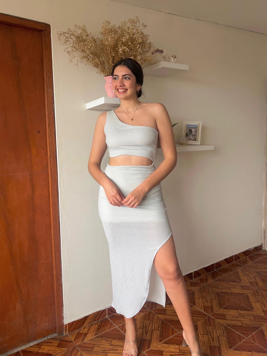 VESTIDO GLAM
