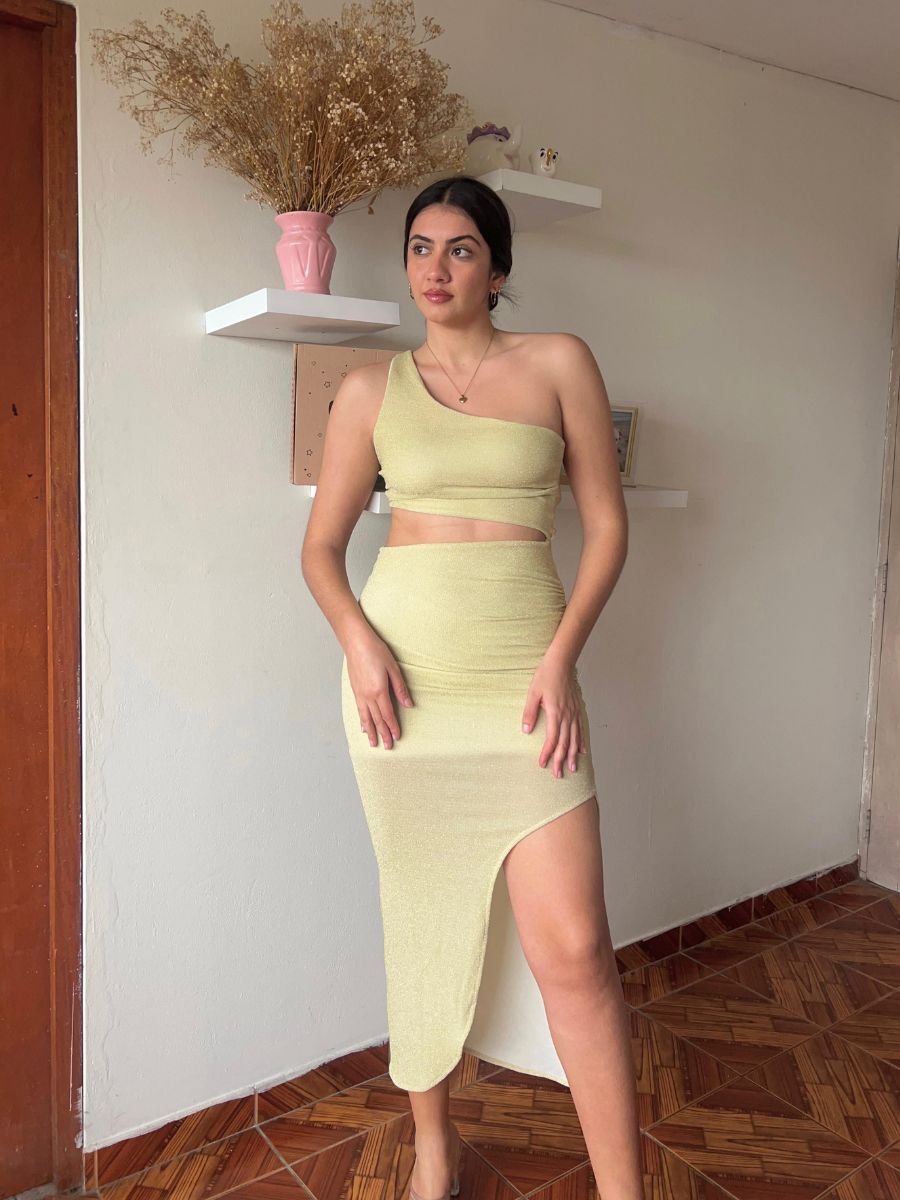 VESTIDO GLAM