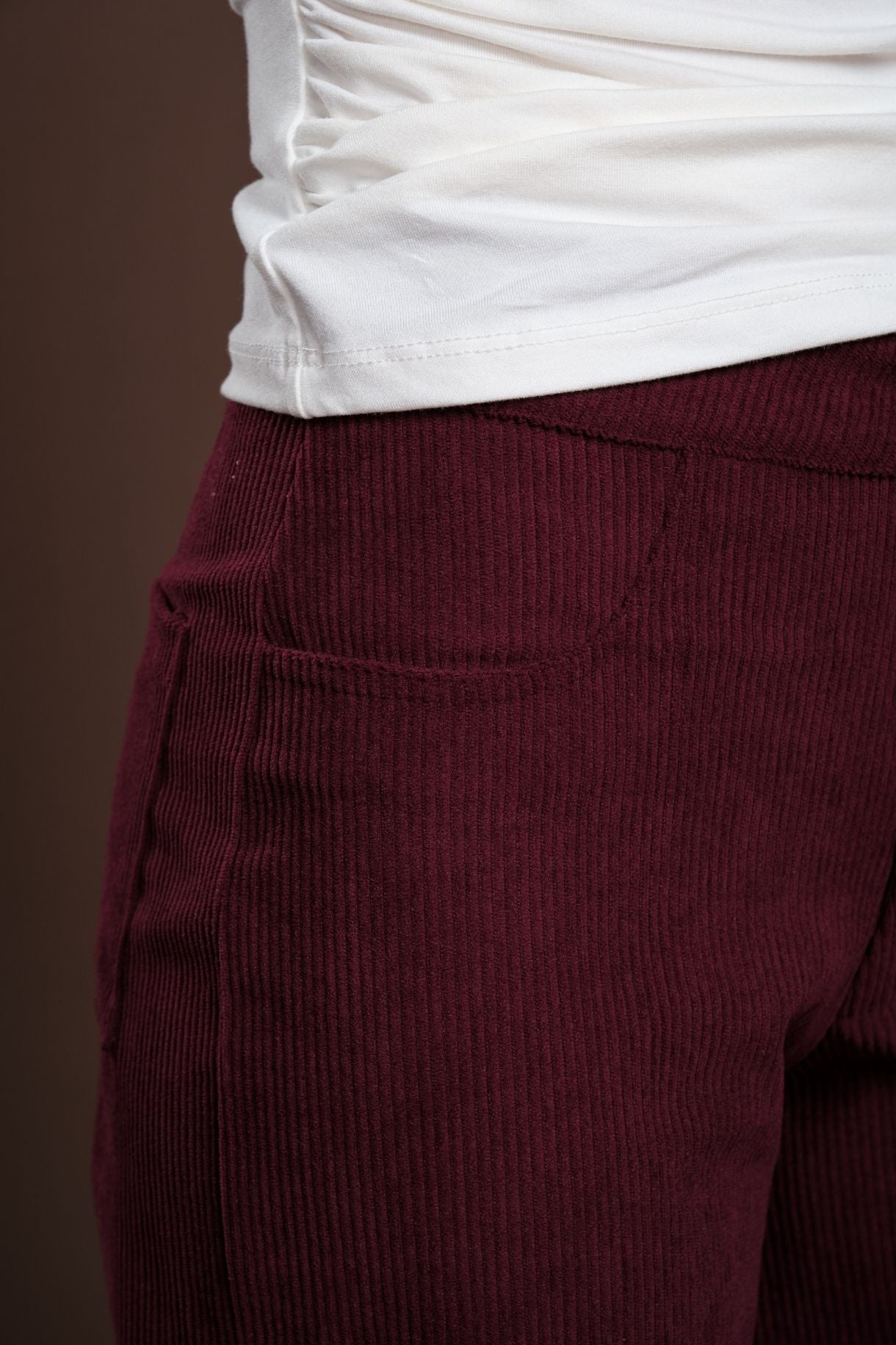 Linear Pants
